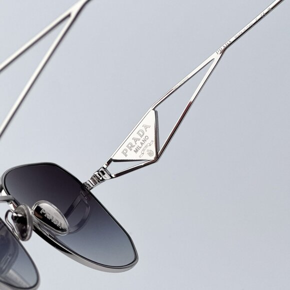 Prada Women BRAND NEW Sunglasses Silver Grey Gradient Geometric PR57YS 1BC5D1 - Picture 7 of 11